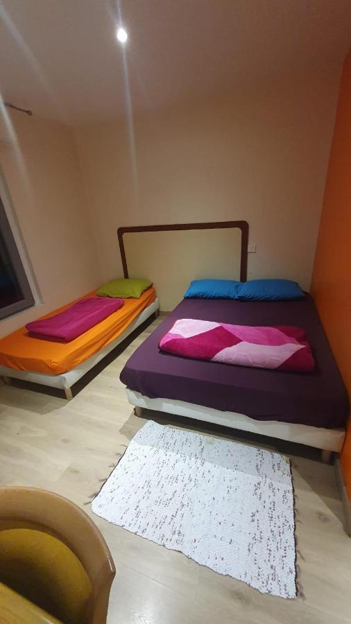 Hotel Le Privilege La Courneuve Esterno foto